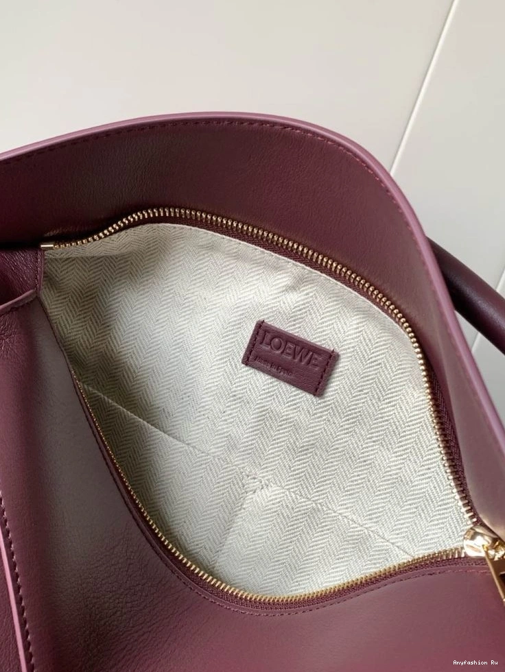 Bags 61182 Puzzle UrbanStyle Loewe 0630